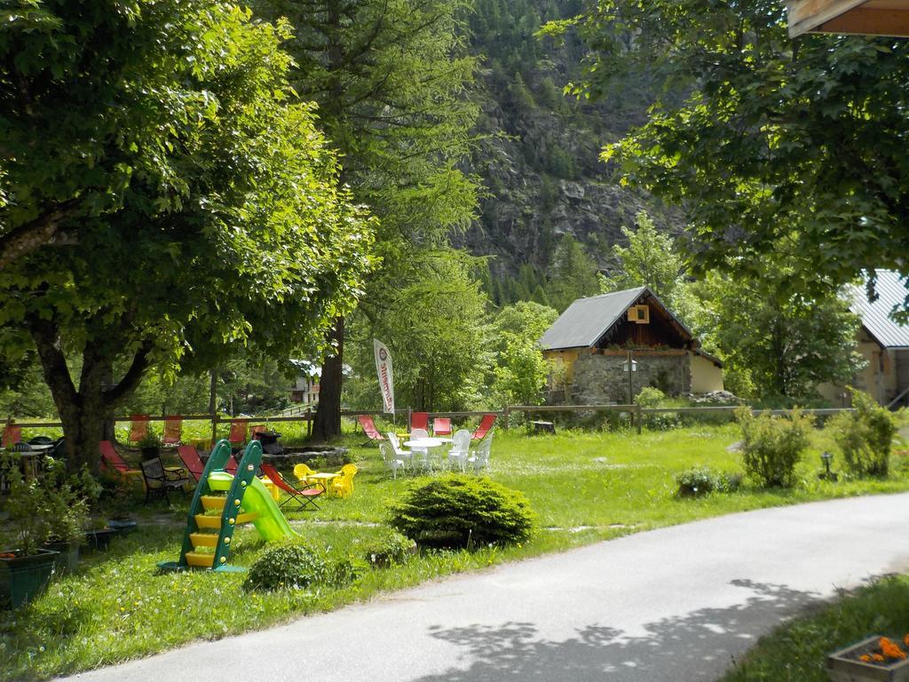 Hotel Engilberge Ailefroide Bagian luar foto